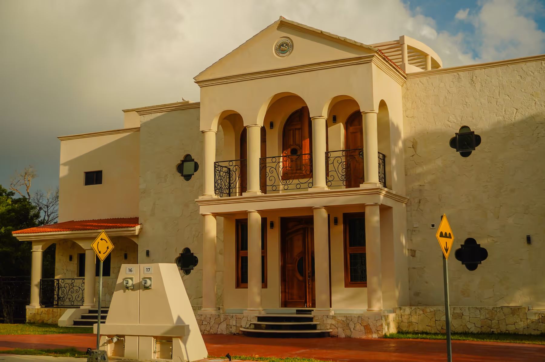 Renta de Villa de Lujo en Akumal de 9 Recámaras para 28 Huéspedes photo 10